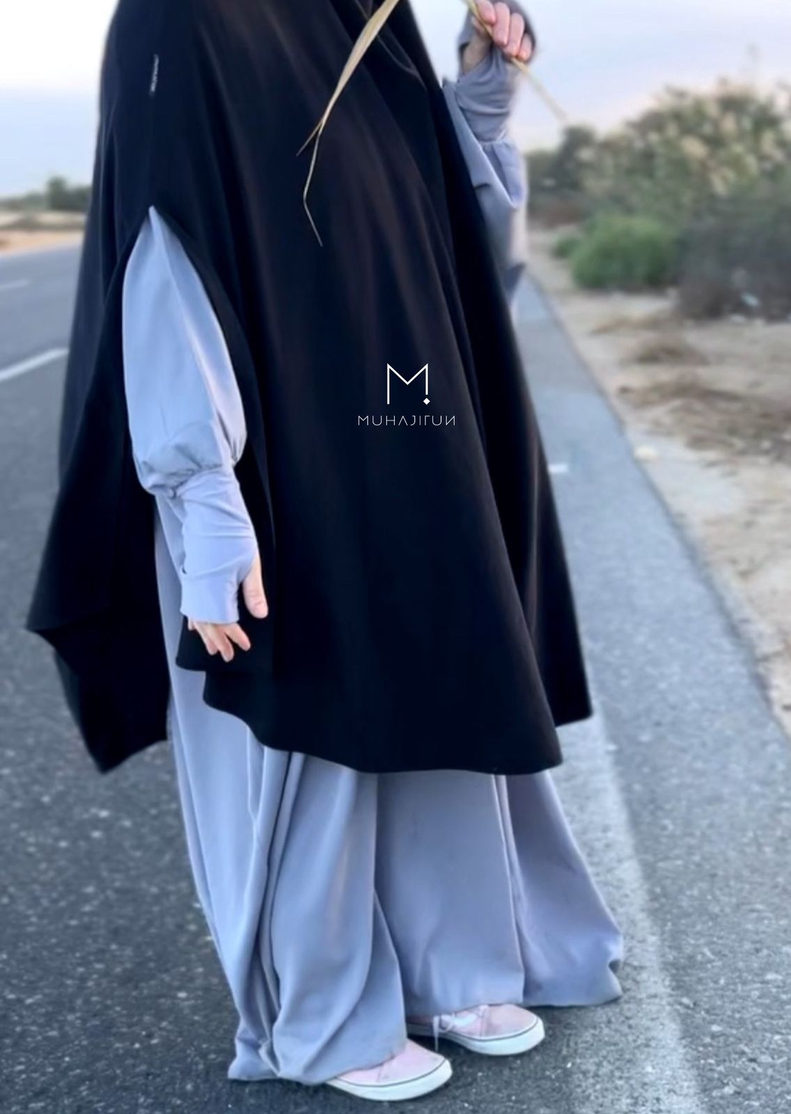 Abaaya Aswan - extra wide Faraasha - 30 cm zipper - jersey sleeves