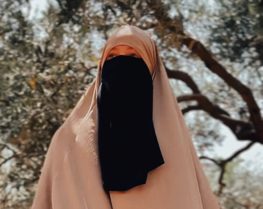 Lithaam - black