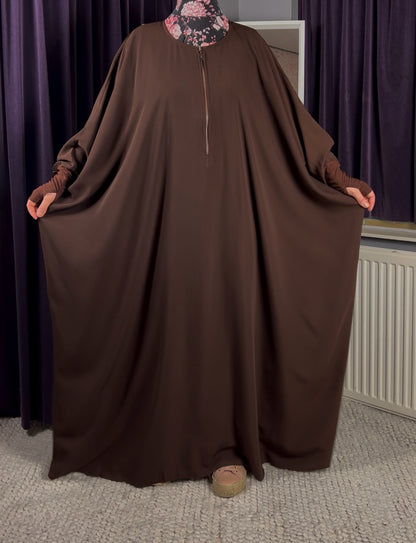 Abaaya Aswan + Tria khimar